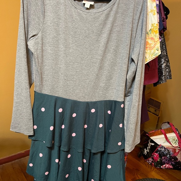 LuLaRoe dress with 3 tiered skirt. NWOT 2 XL - Picture 1 of 4